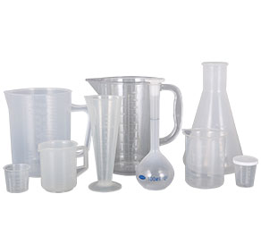 日逼黄站塑料量杯量筒采用全新塑胶原料制作，适用于实验、厨房、烘焙、酒店、学校等不同行业的测量需要，塑料材质不易破损，经济实惠。